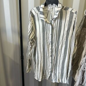Daytrip button down